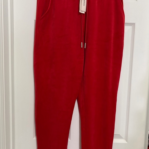 BNWT JUICY COUTURE RED VELOUR LOUNGE PANT SPARKLY BEJEWELED “JUICY” MEDIUM (M) - Picture 2 of 13